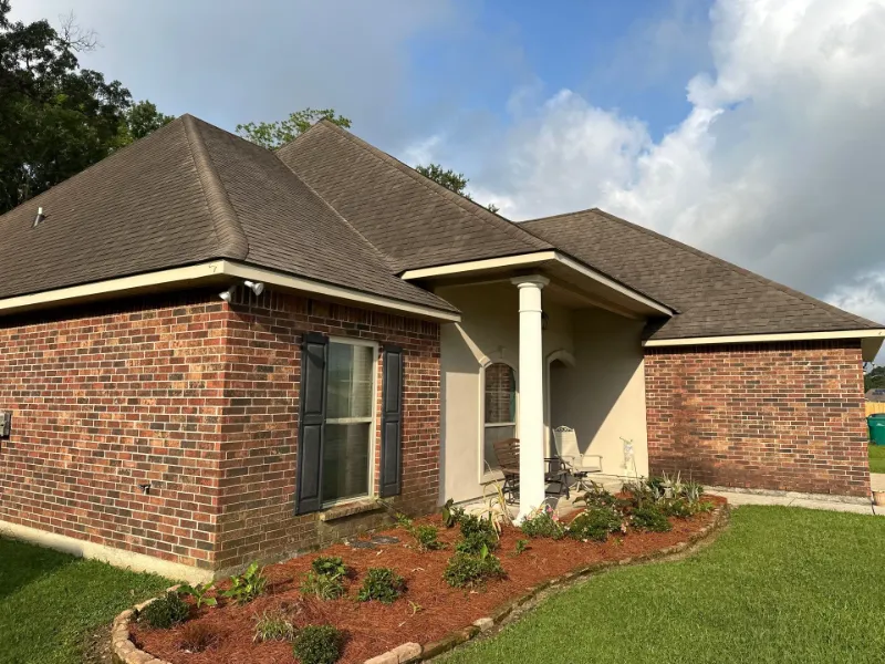 asphalt roofing project zachary louisiana 3