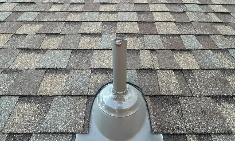 New architectural shingle roof detail in Ethel, Louisiana, installed by Roof Rescue