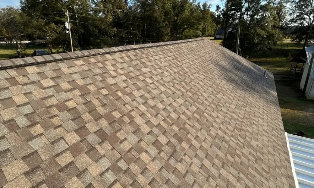 New architectural shingle roof detail in Ethel, Louisiana, installed by Roof Rescue